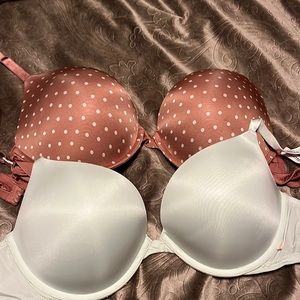 Two NWOT Victoria’s Secret push up bras 34DD
